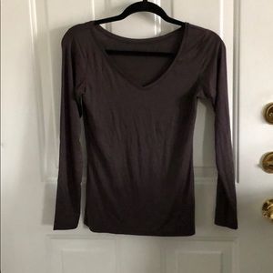 Grey heattech shirt from Uniqlo